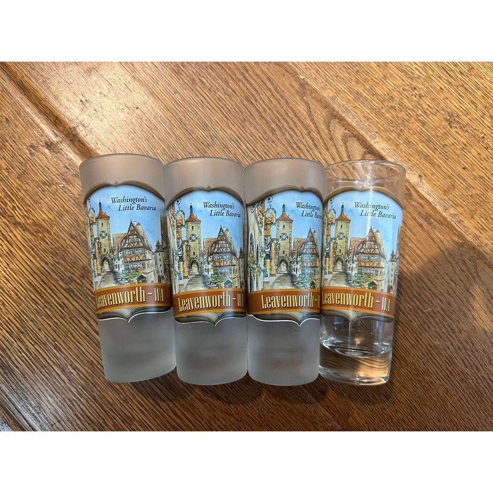 Set(4) 4" Liquor Shot Glass~Leavenworth, WASHINGTON Bavarian Style Mountain Town